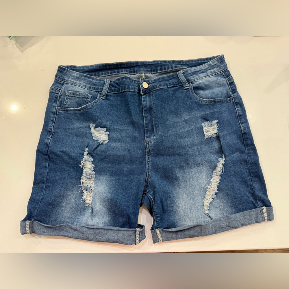 Plus Size Medium Wash Distressed Denim Shorts